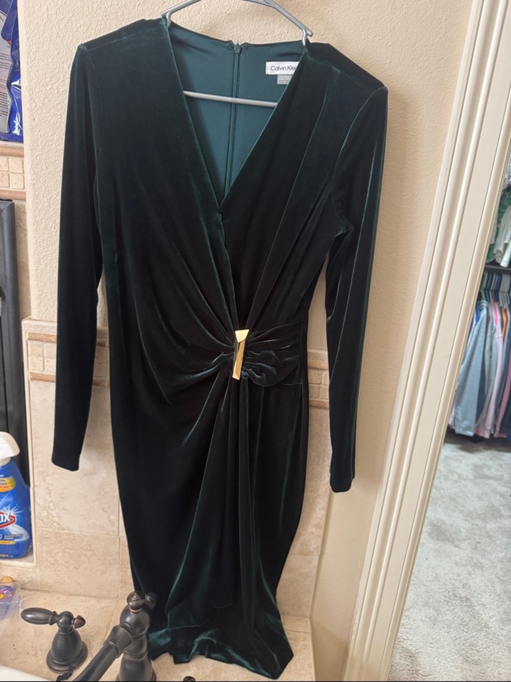 Calvin Klein Dark Green Velvet Long-Sleeve Twist-Front Midi Dress